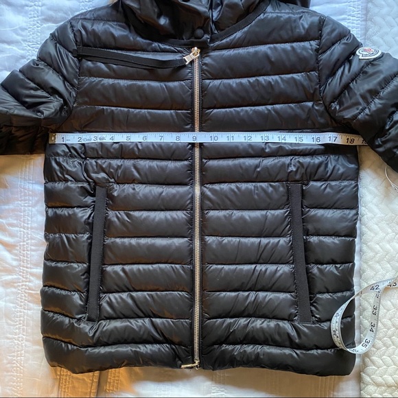 Moncler Lightweight Puffer Lounge Saision Size 1 - Picture 7 of 9
